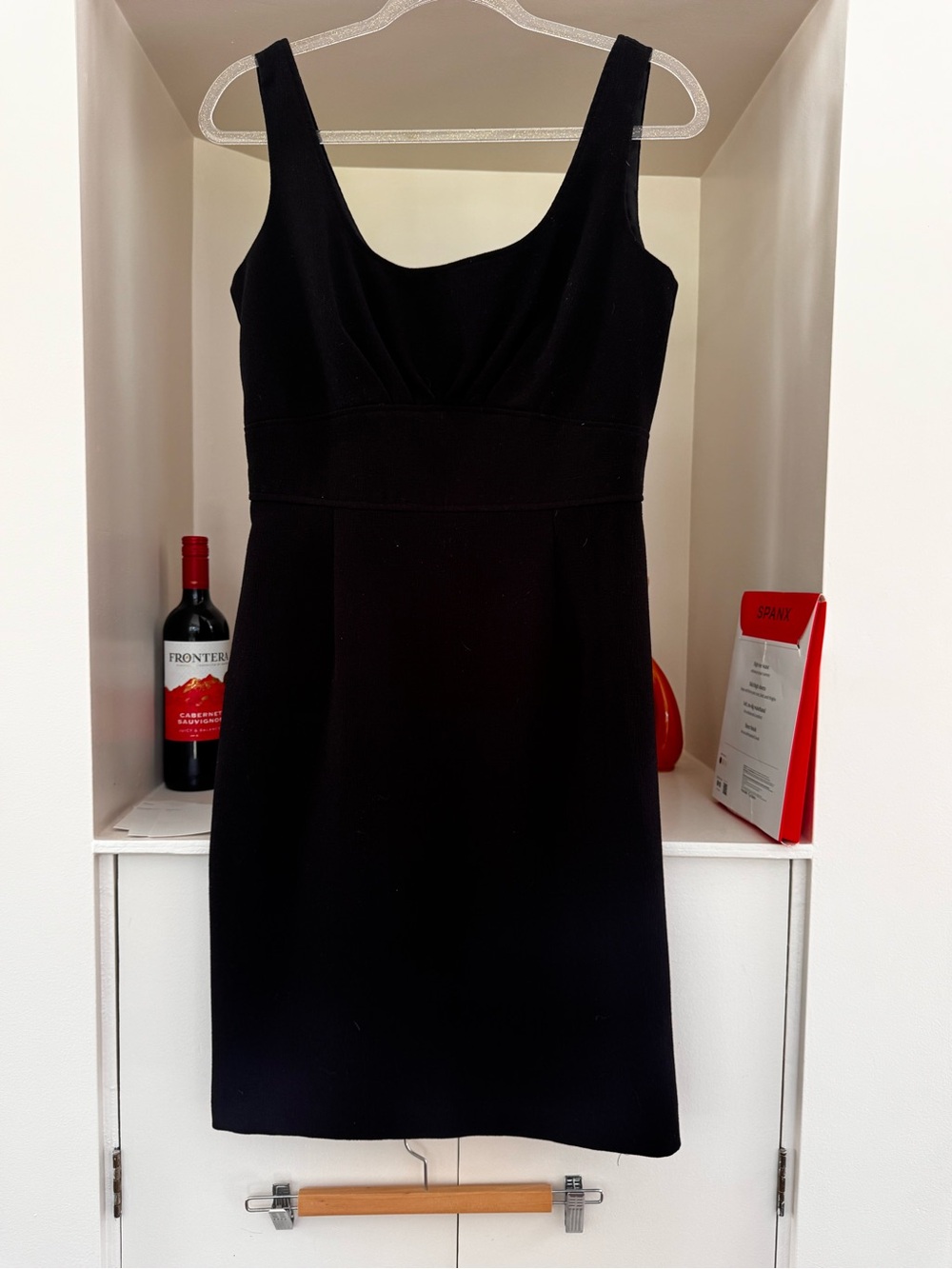 London Times Black Dress with Scoop Neck LONDON TIMES Black Sleeveless Empire-Wa